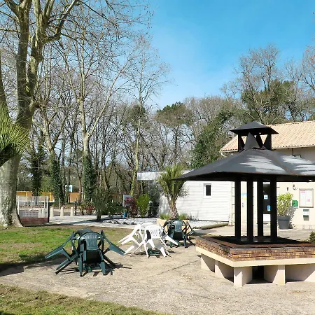 Camping Les Sables De Cordouan 413s * Les Mathes